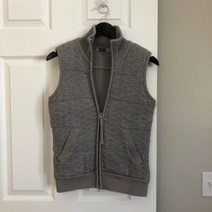 Athleta Full Zip Knit Winter Cotton Sweater Vest in Gray Women's Medium